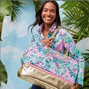 NWOT Lilly Pulitzer Duffel Bag HighTide Navy Bringing Mermaid Back!